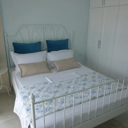 Amarilis Luxury * Sarande